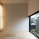 琉球畳が壁や障子の比率とマッチした和室