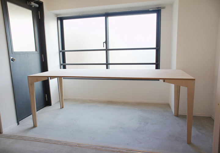 DIY組立式のシンプルテーブル