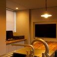 テレビも壁掛けで配線もスッキリ省スペース