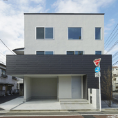 ガルバリウム鋼鈑を使った外壁