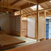 棟梁と作る倉の家