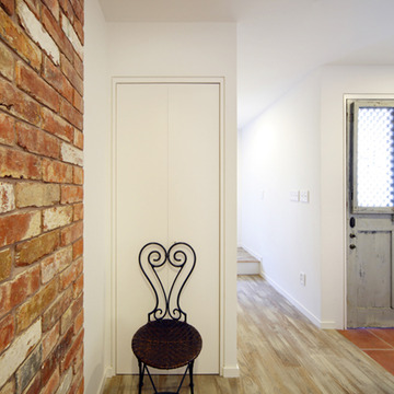 内装に使われている古レンガ