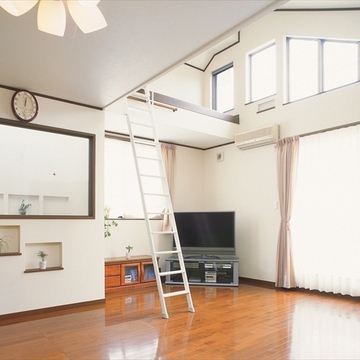 太陽の光がいっぱい入る明るいLDK