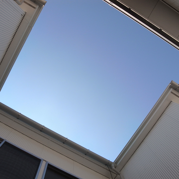 中庭の空