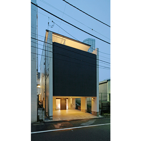 やわらかな光を放つ庇