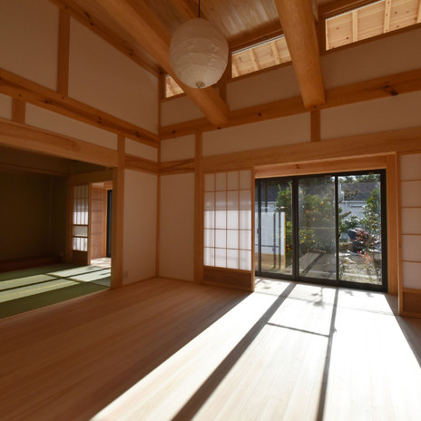 居間