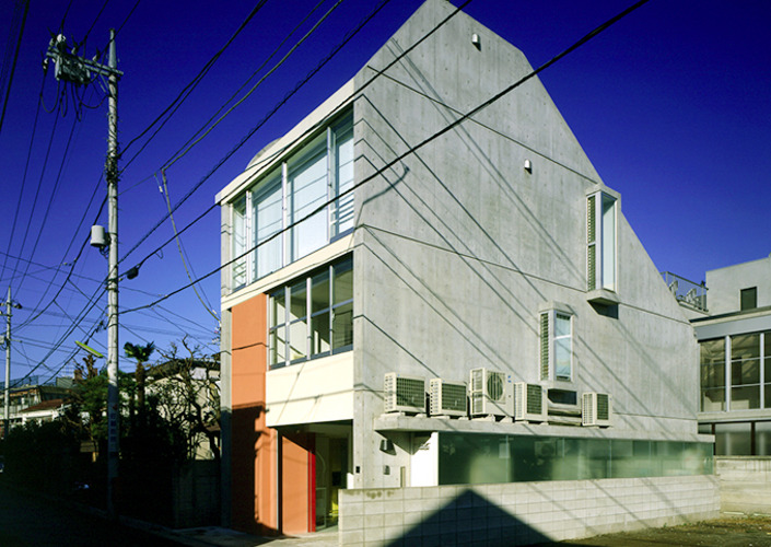 U-HOUSE