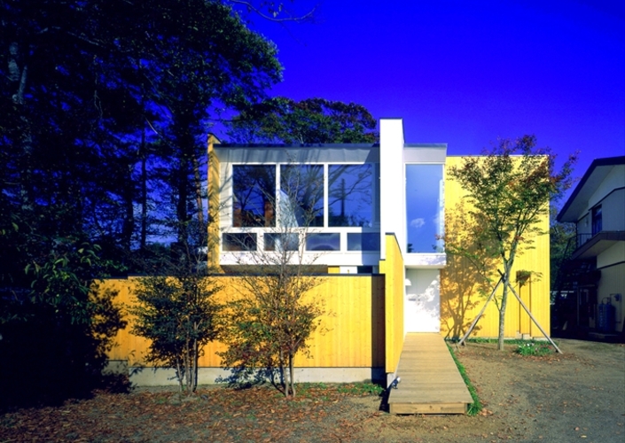 A-HOUSE