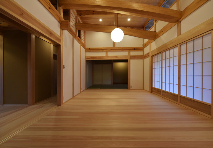 居間