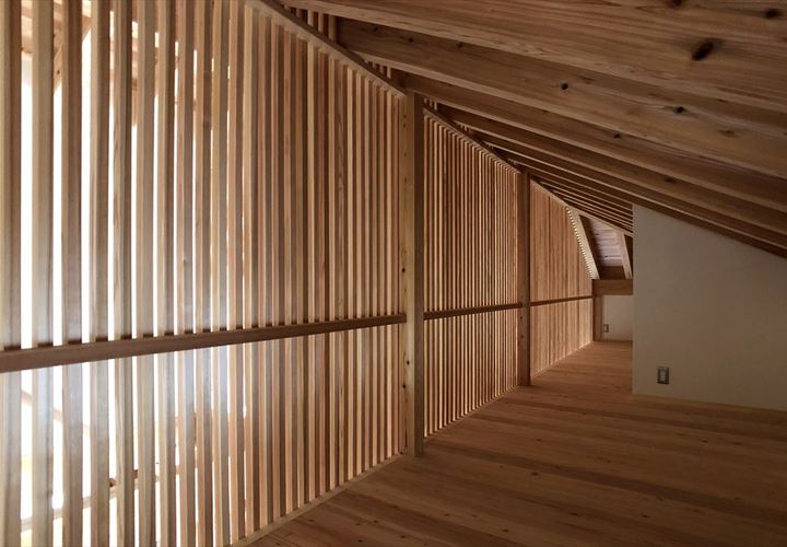 小屋裏