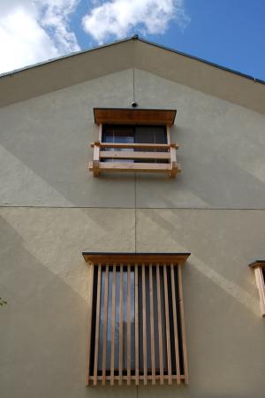 棟梁と作る倉の家