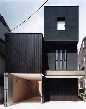 和の素材を活かした和風モダン住宅
