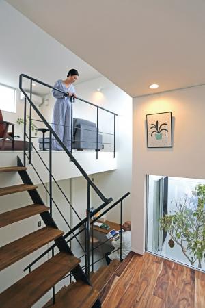S-House