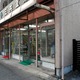 耐震上有効な壁が全くなかった、リノベーション前の１階店舗部分