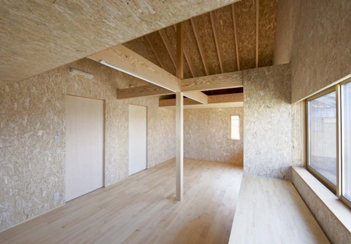2階天井と同じＯＳＢ仕上げで１階とはまた異なる表情の空間とした子供室。
