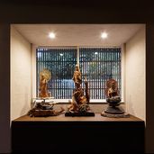 展示コーナーの仏像達