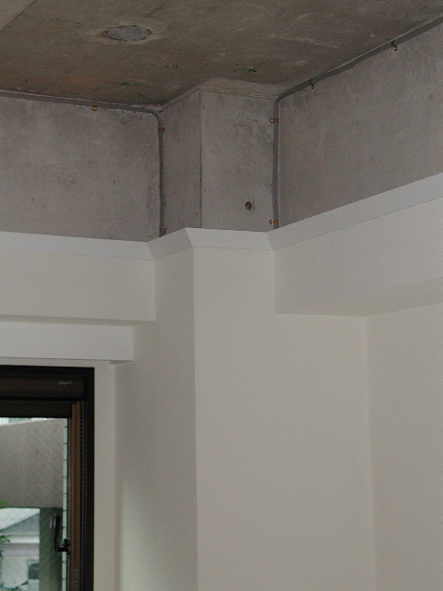 モールディングのような天井と壁の接合部のデザイン